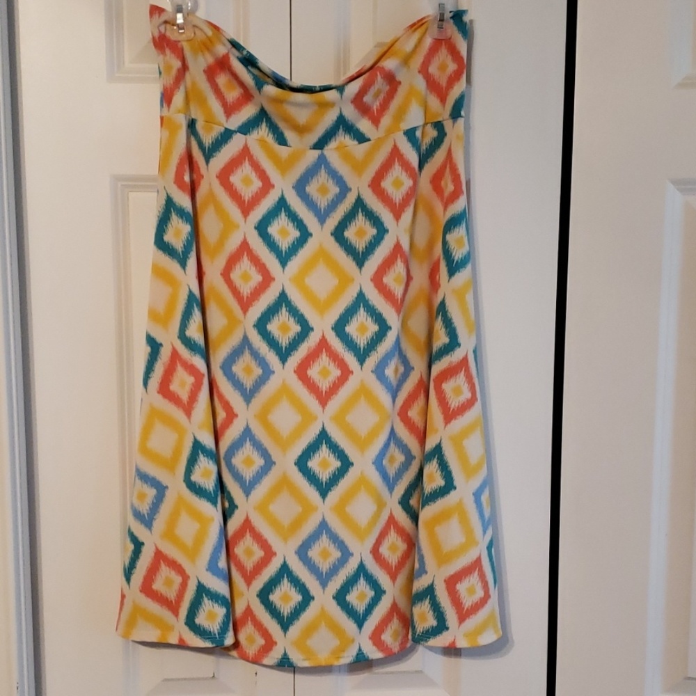 Lularoe skirt